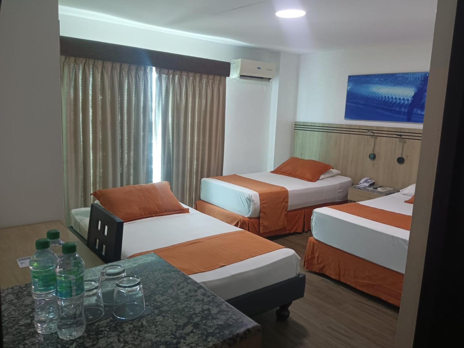 Hotel Mar Azul Manta Extérieur photo